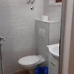 Franka בית הארחה 4*