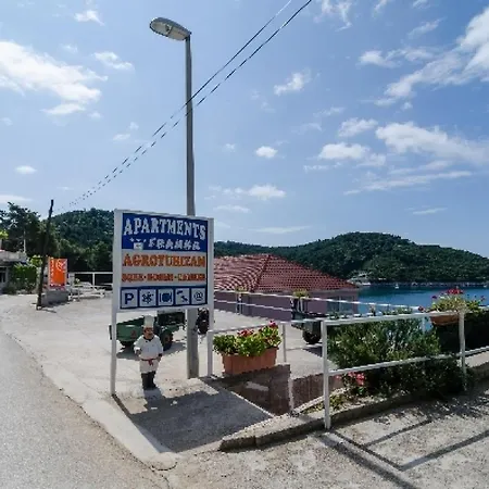 Gostinjska kuća Franka Saplunara 4*
